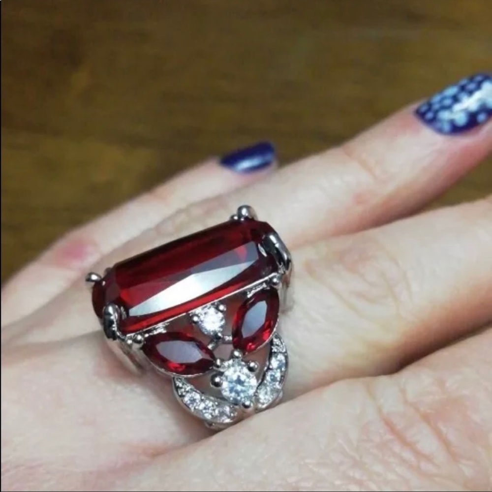 NEW 925 STERLING SILVER RED GARNET RING - Picture 6 of 7
